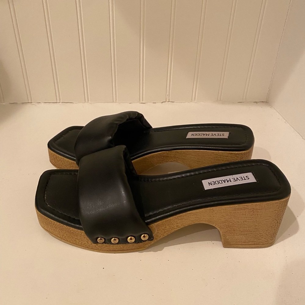 Steve Madden wedge